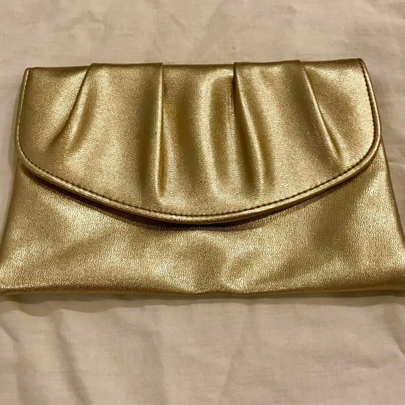 Vintage Gold clutch - Picture 1 of 3